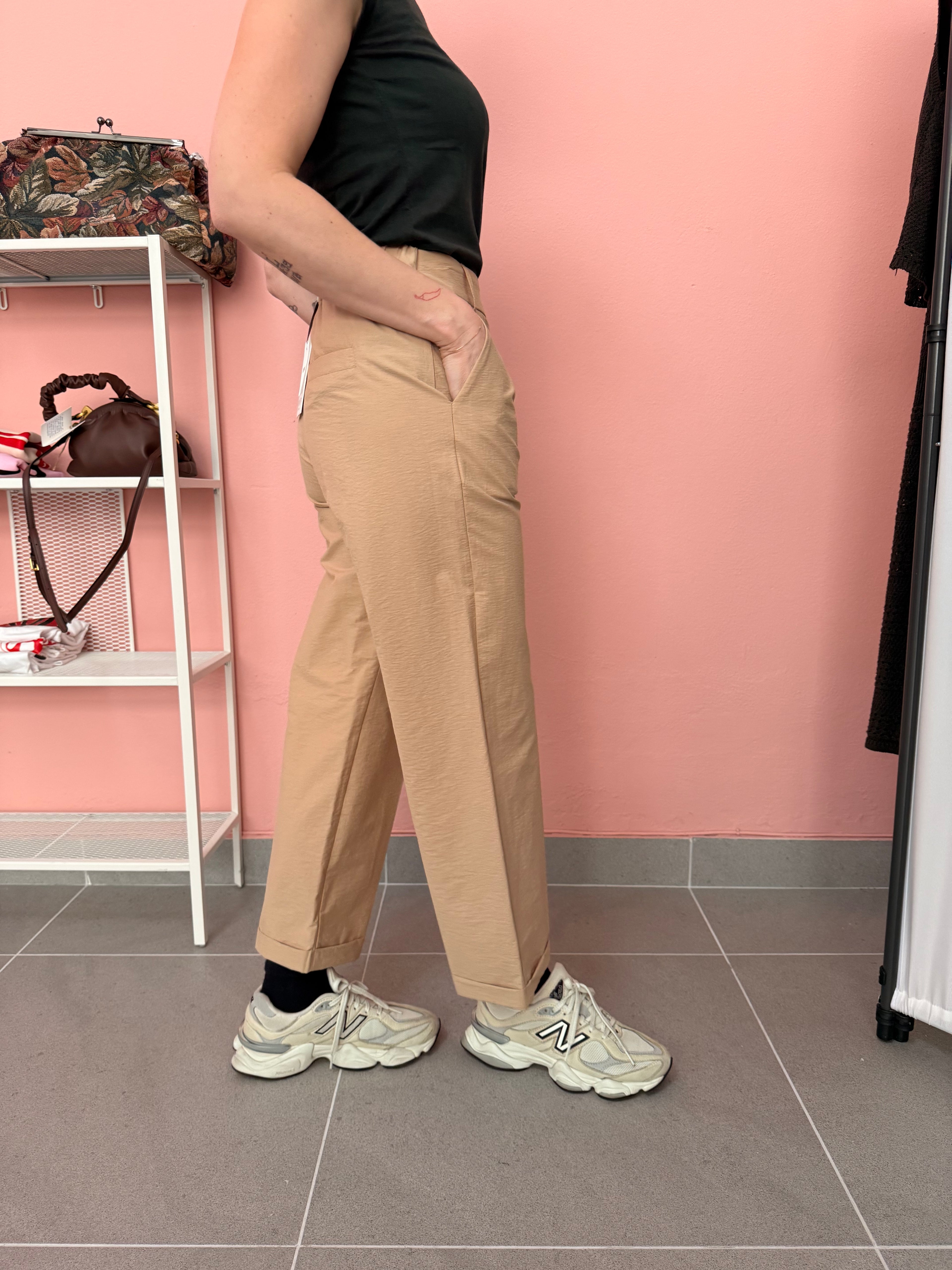 Pantalone donna cammello regular fit in misto cotone Lokita