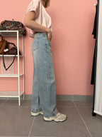 Jeans donna chiaro con chiusura diagonale Lokita