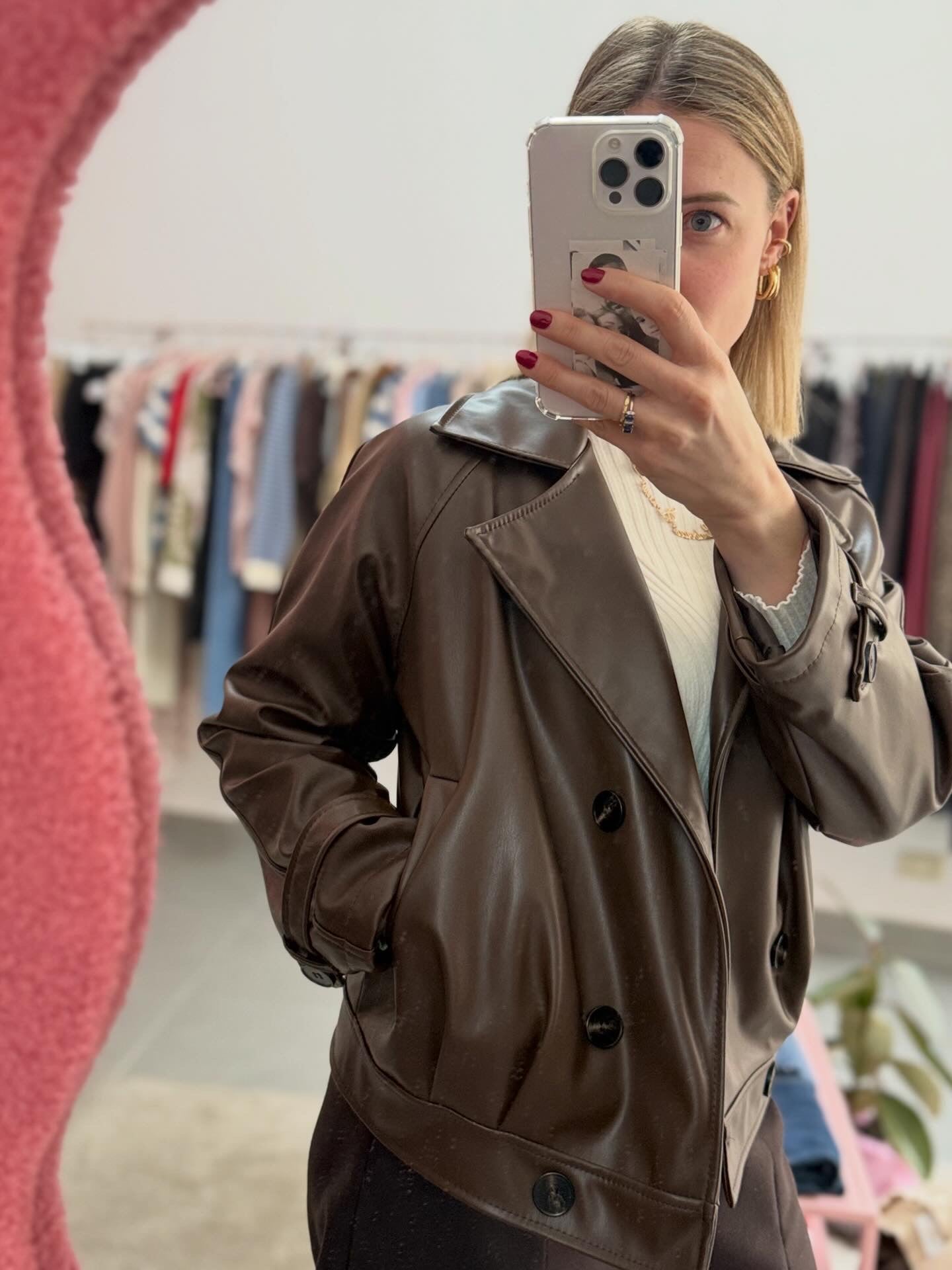 Trench corto in ecopelle Lokita